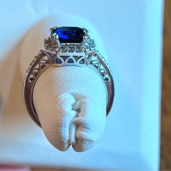 ⭐️ Blue CZ Sterling Silver Ring Size 5.25 - Picture 4 of 13